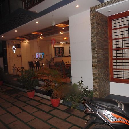 Hotel White House Residency Varkala Exterior foto